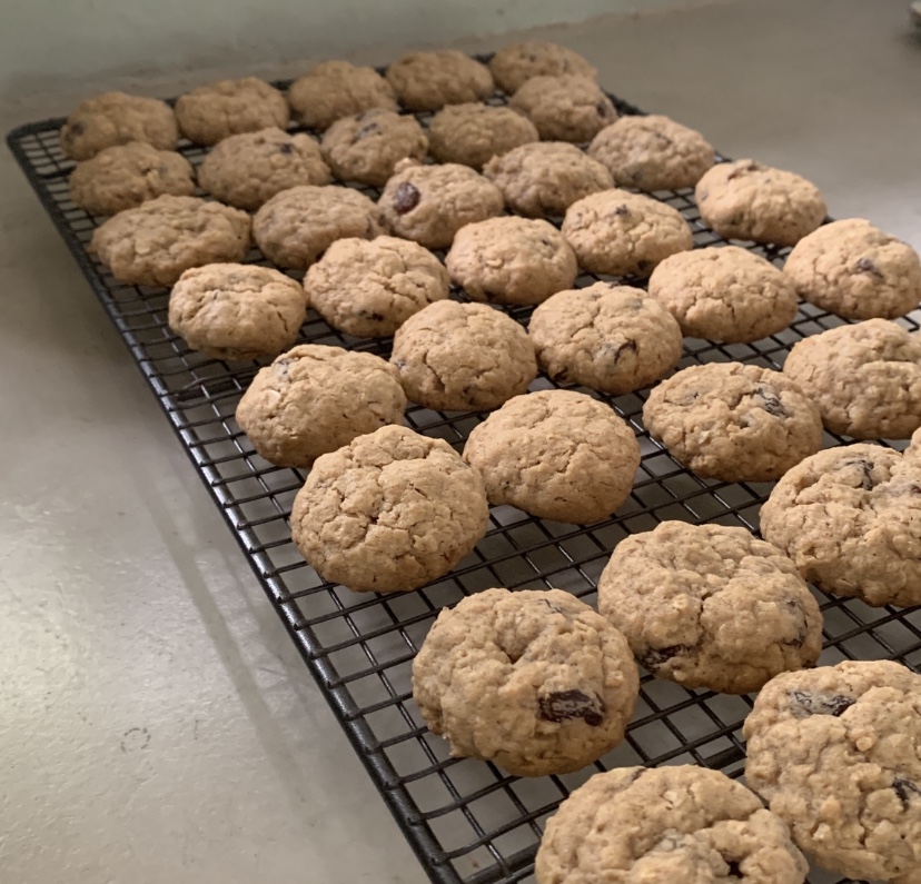 Recipe - Chewy oatmeal and raisin cookies